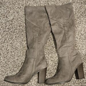 Women's Gray Knee-High Boots